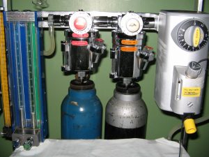 Gas-Medis-Rumah-Sakit-Rangkaian-Tabung-Gas-Medis